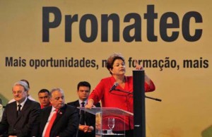 Dilma-pronatec---ALBERTO-WU-38