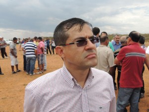 dr-paulo-azevedo-livramento-de-nosa-senhora-foto-site-brumado-noticias-75 (2)