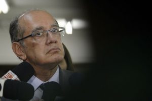 Decisão de Gilmar Mendes pode levar à absolvição de Michel Temer nas ações do PSDB